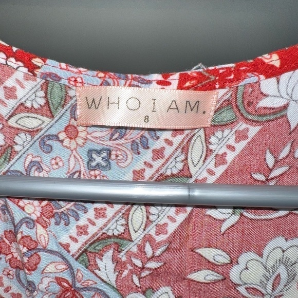 Who I Am Red with Buttons Mid Length Size 8 - Picture 2 of 7